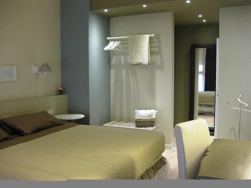 Bed In Bo Saragozza Hotel Bologna Exterior photo