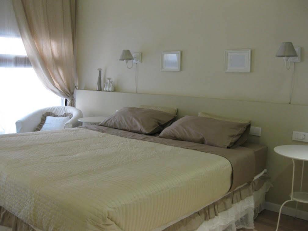 Bed In Bo Saragozza Hotel Bologna Exterior photo