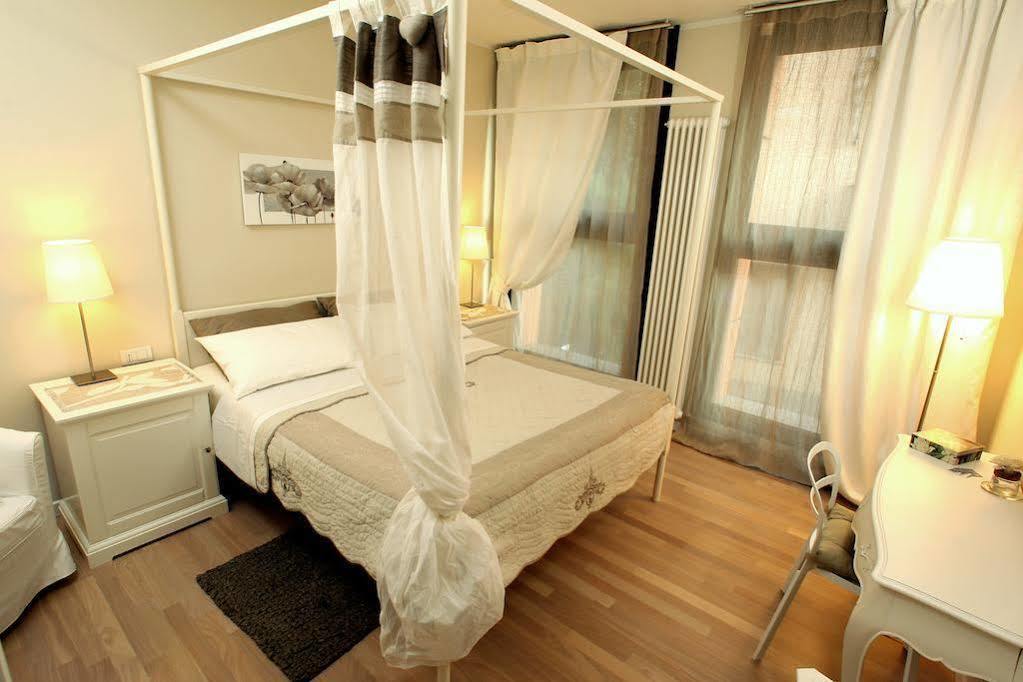 Bed In Bo Saragozza Hotel Bologna Exterior photo